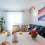 Daire Lena - Three-bedroom With Balcony And Sea View *