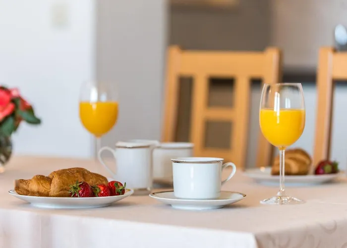 Lena - Three-bedroom With Balcony And Sea View *