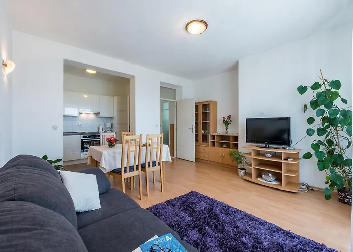 Lena - Three-bedroom With Balcony And Sea View 아파트 두브로브니크