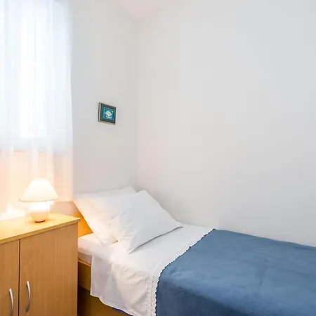 Apartment Lena - Three-bedroom With Balcony And Sea View Dubrovnik